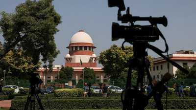 CBI, ED showing reluctance in ADAG probe: SC | India News