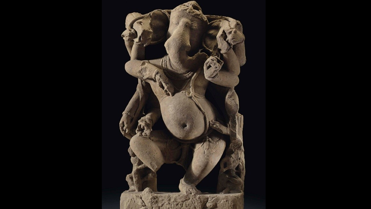 US restitutes 657 stolen antiquities to India