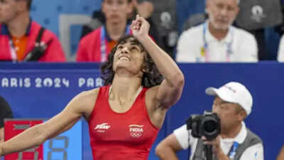 Vinesh Phogat Row: WFI denies fresh allegations, says ‘she should focus on wrestling’ | More sports News