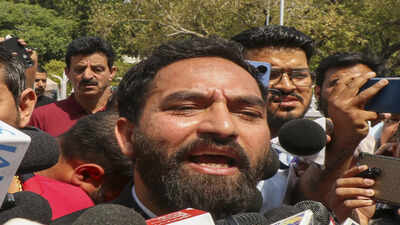 J&K HC quashes AAP leader Mehraj Malik’s PSA detention | India News
