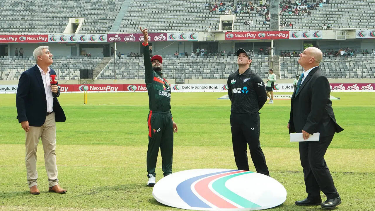 New Zealand 71/1 in 17.3 Overs | Bangladesh vs New Zealand Live Score, 1st ODI: Shoriful Islam removes Nick Kelly early in Dhaka
