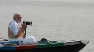 On a boat ride, PM Modi says Ganga flows ‘through the soul of Bengal’ | India News