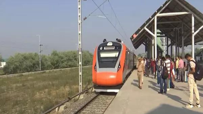 Jammu-Srinagar Vande Bharat crosses 1 lakh passenger mark in just 22 days | India News