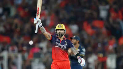 Virat Kohli scripts history, smashes fastest IPL fifty of his career in final | Cricket News