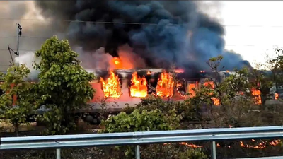 High-level probe ordered, railway traffic disrupted — top developments
