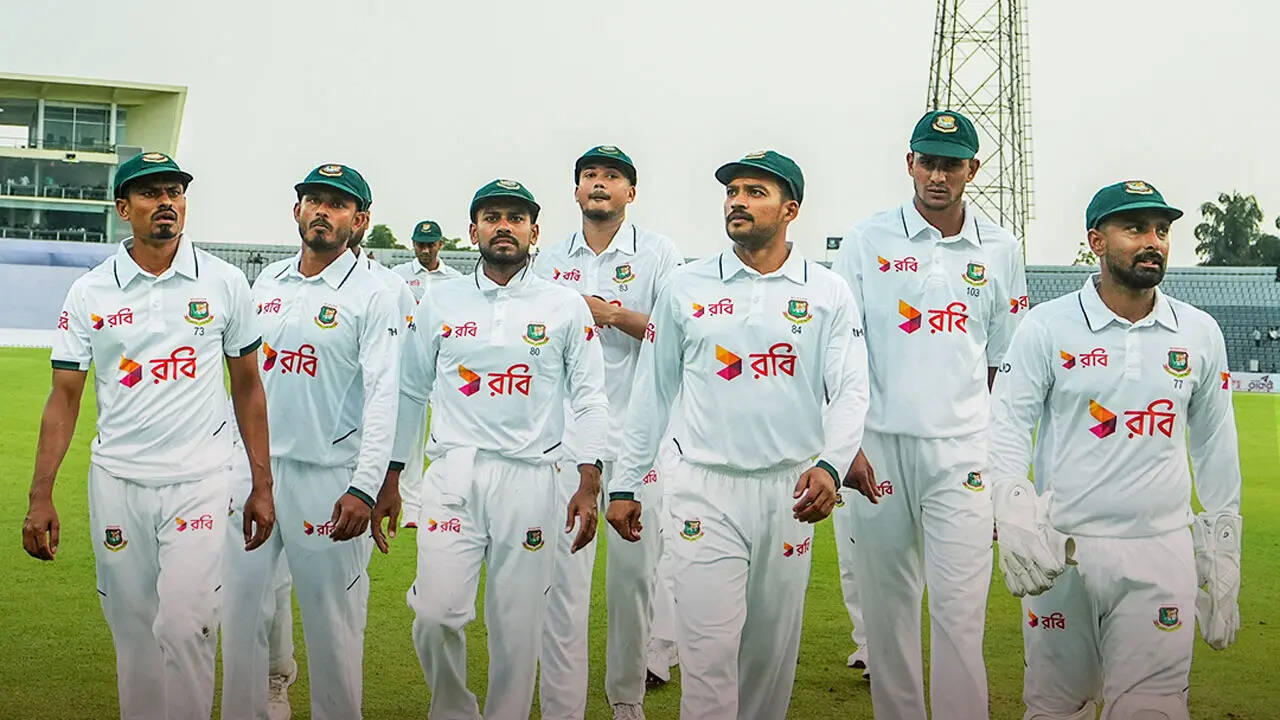 Pakistan 101/2 in 26.0 Overs | BAN vs PAK, 2nd Test, Day 4 Live Score: Nahid Rana, Mehidy Hasan rock Pakistan’s big 437-run chase