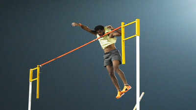 Dev Kumar Meena clinches gold in record-breaking pole vault event | More sports News