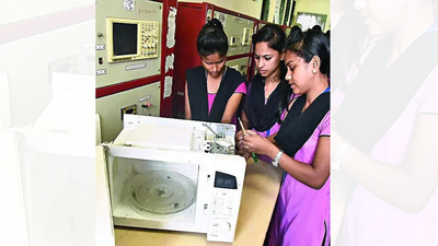 ITI rankings improve over last year, 466 score over 9 on 10-pt scale | India News