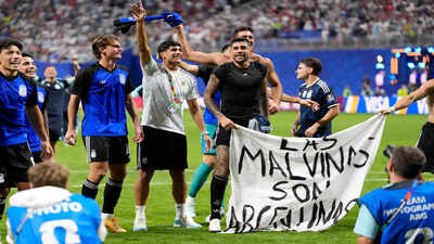 White House sends clear message after calls for FIFA to punish Argentina players over Falklands banner | Football News