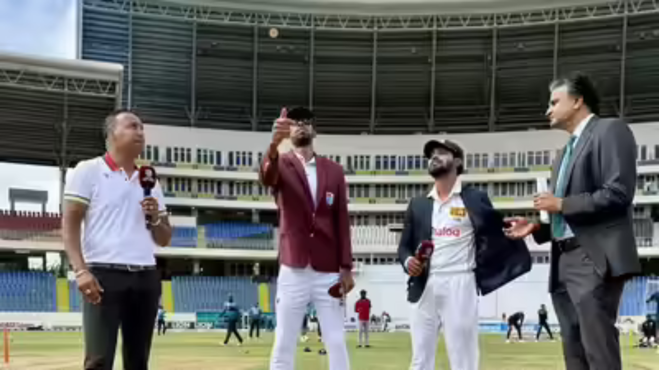 Sri Lanka 366/5 in 91.0 Overs