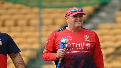 ‘I would be very surprised’: Dinesh Karthik doubts Andy Flower will leave RCB for England Test coaching role | Cricket News