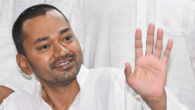 ‘Who is health minister saluting?’ RJD mocks Nishant Kumar over flag-hoisting gesture
