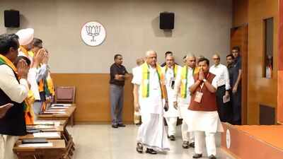 ‘No compromise’: BJP passes resolution against Congress on Vande Mataram; vows natiowide protest | India News