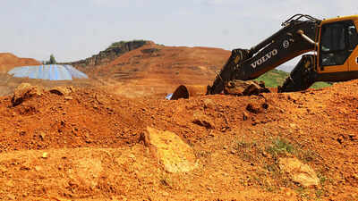 Govt to allow trading of major minerals on exchange from next financial year