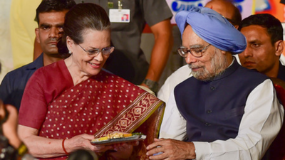 ‘History will remember him kindly’: Sonia Gandhi writes on Manmohan Singh after SC clean chit | India News